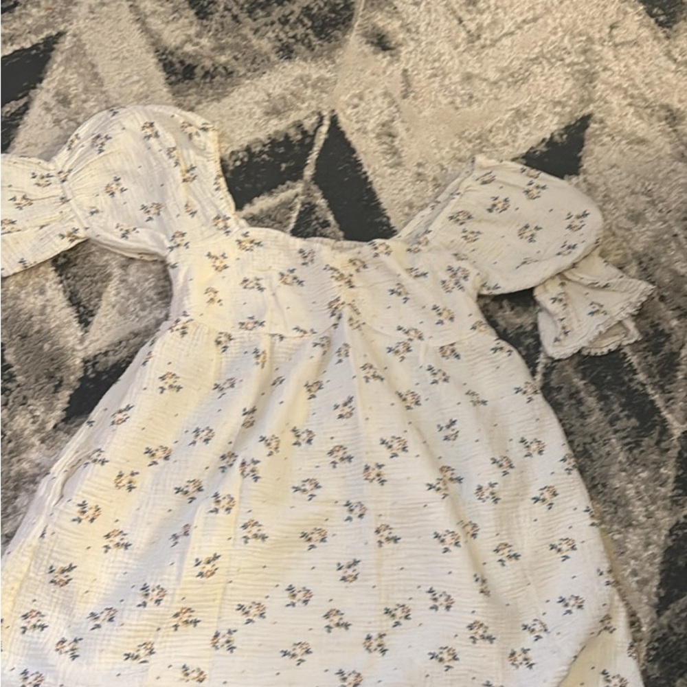 Millibon Cream Floral  Dress